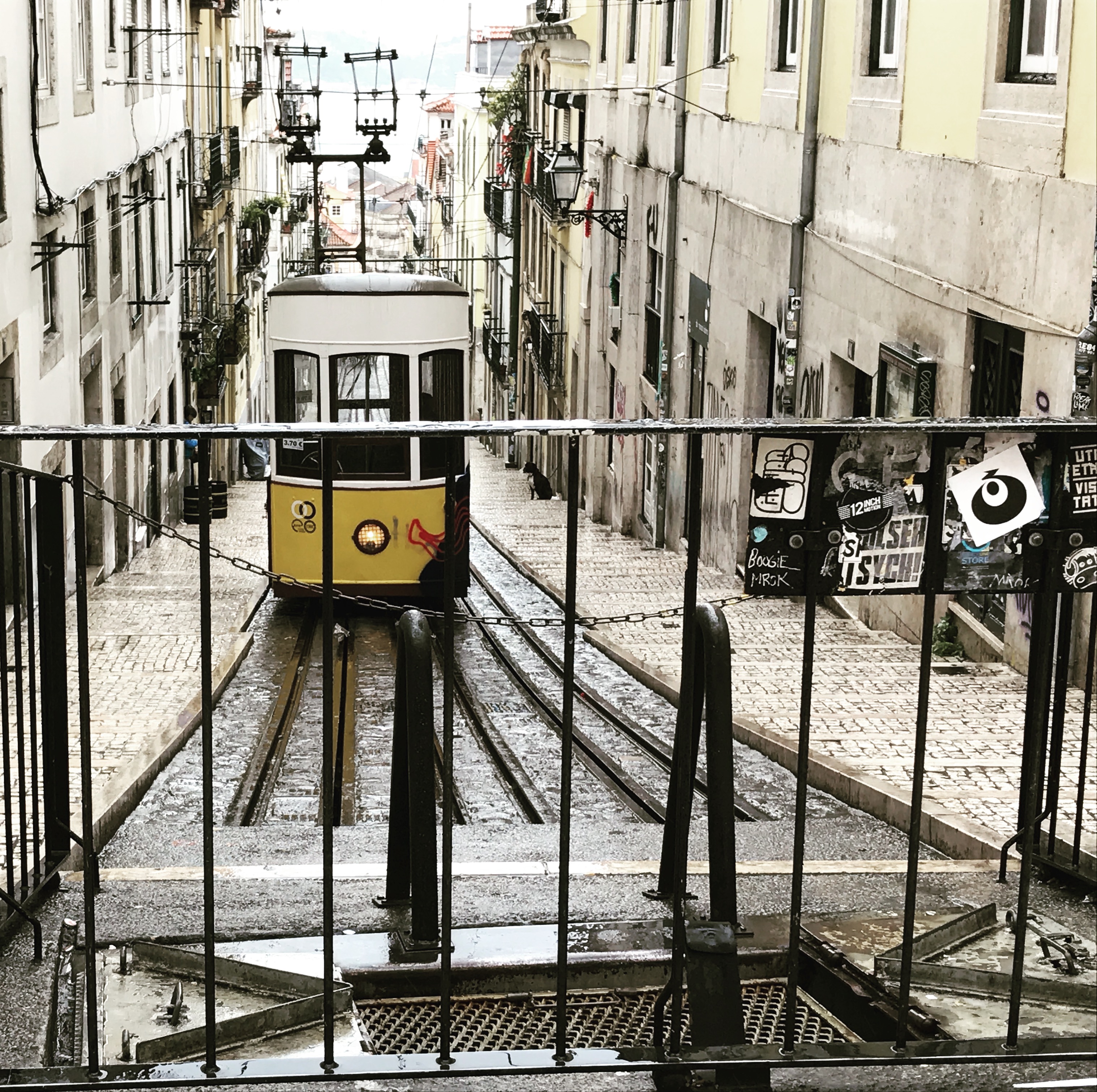 Трамвайчик в Лиссабоне